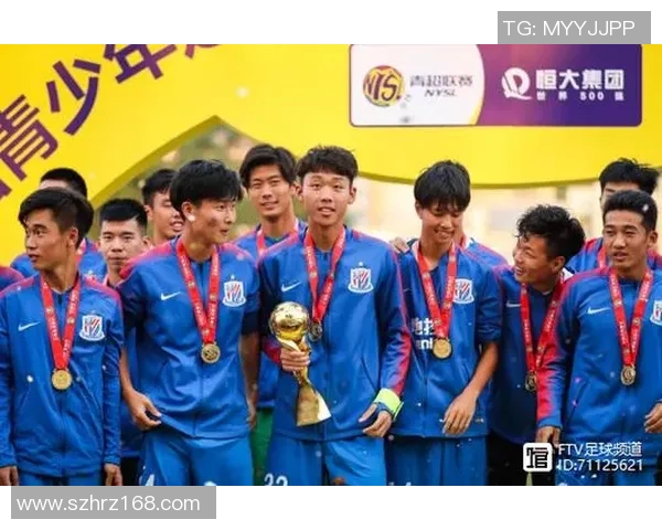 重庆足球队的崛起与发展探索聚焦足球力量的背后故事